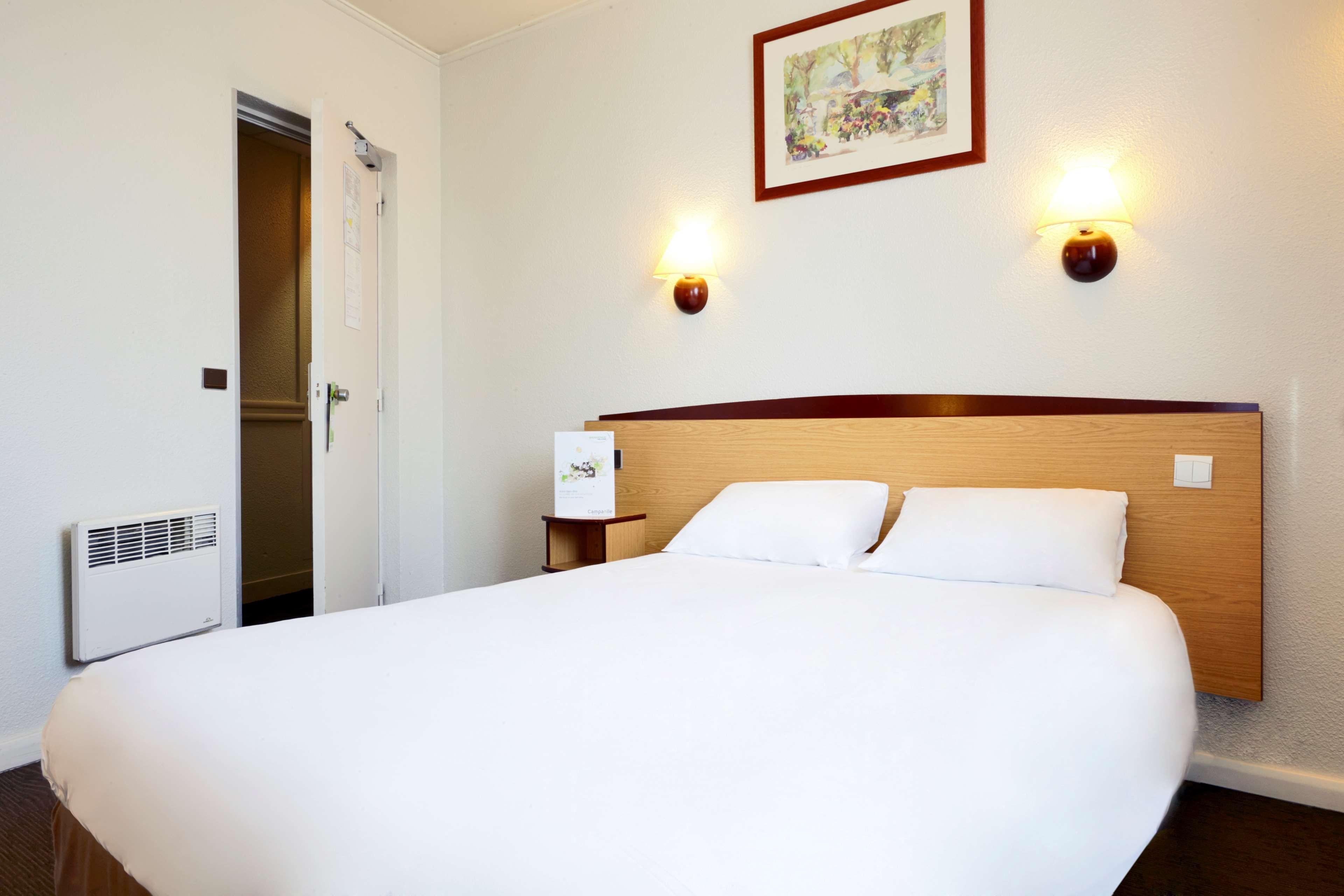 Hotel Campanile Paris Ouest - Boulogne Exterior foto