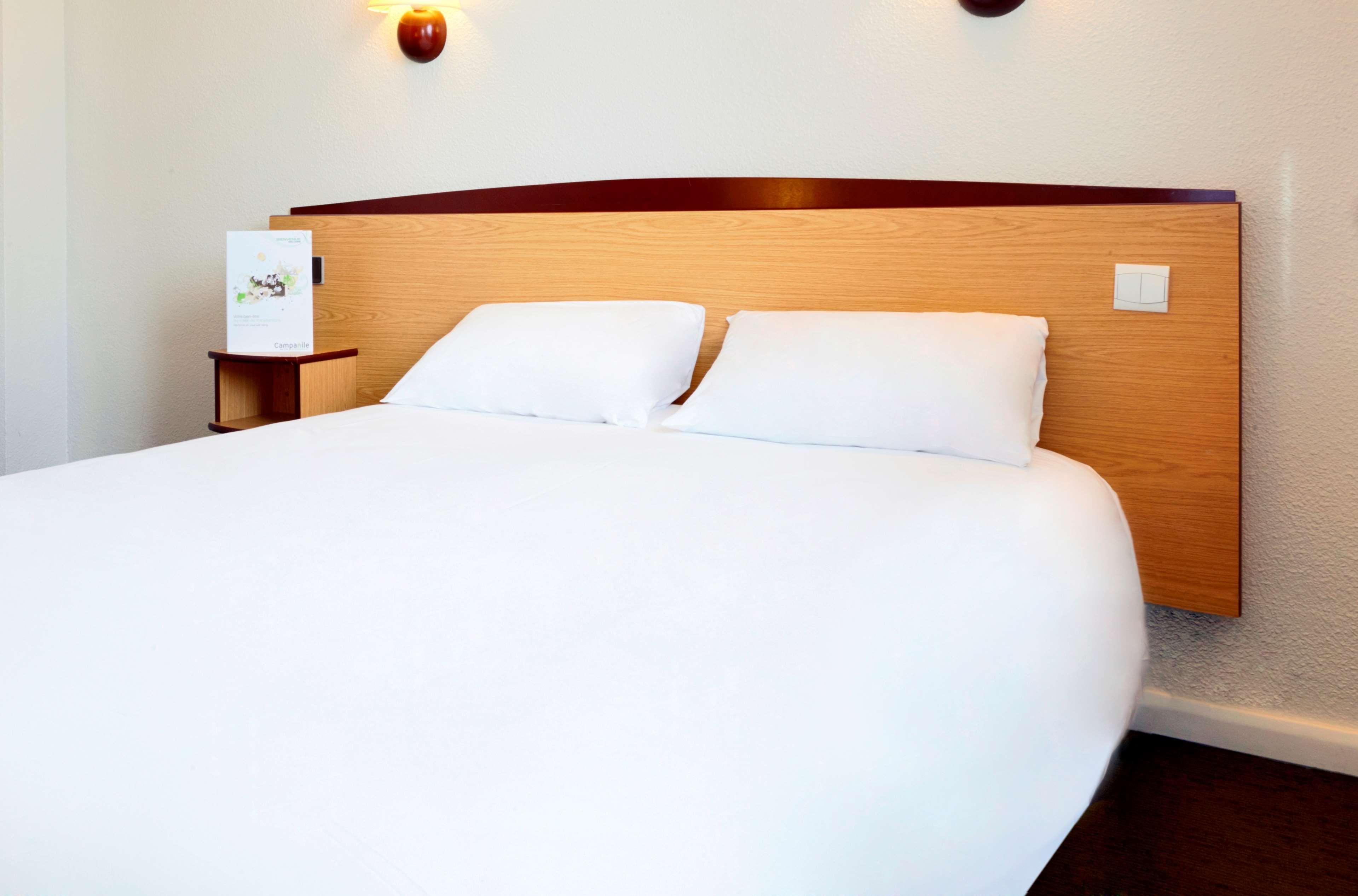 Hotel Campanile Paris Ouest - Boulogne Exterior foto