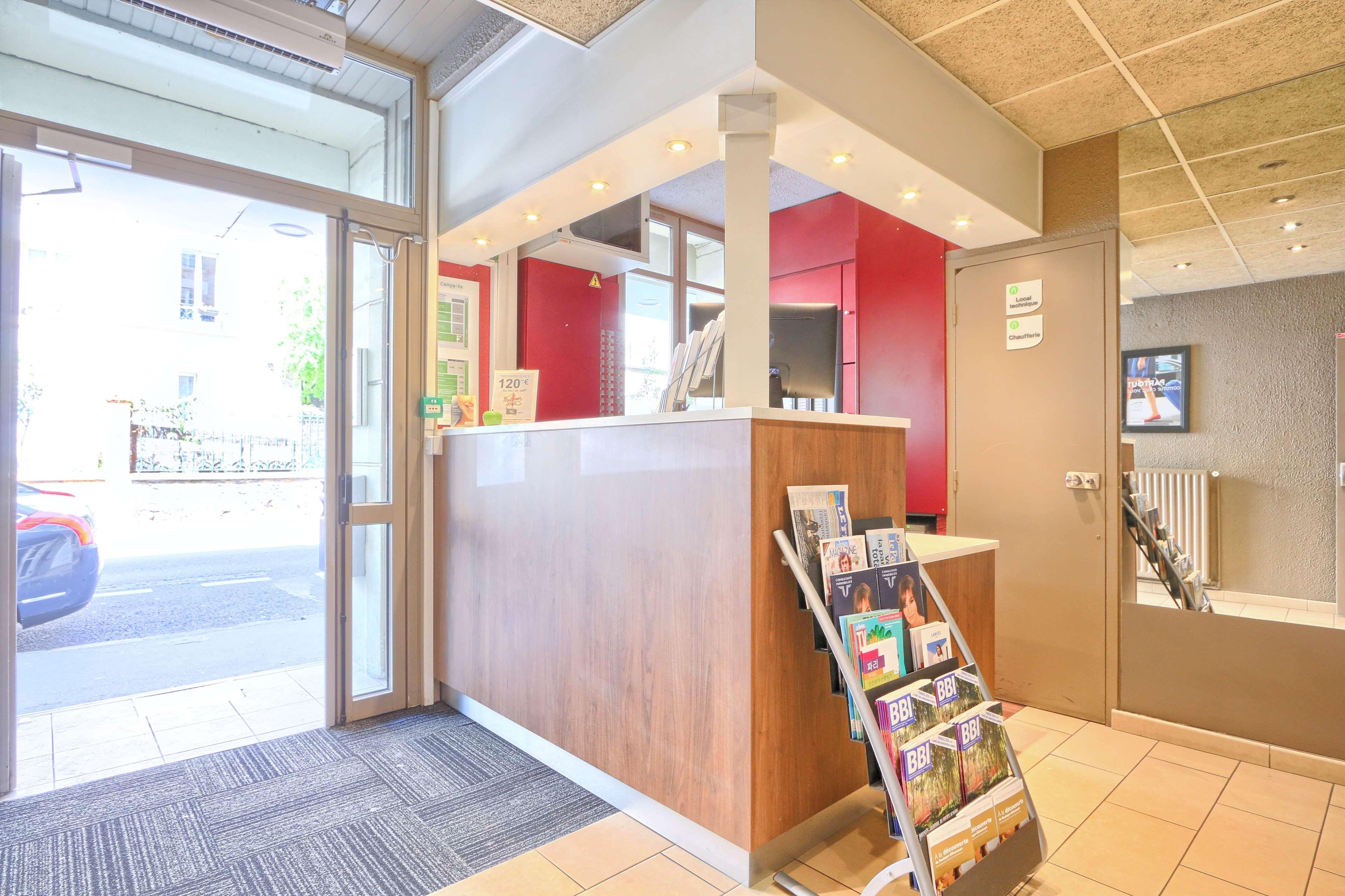 Hotel Campanile Paris Ouest - Boulogne Exterior foto