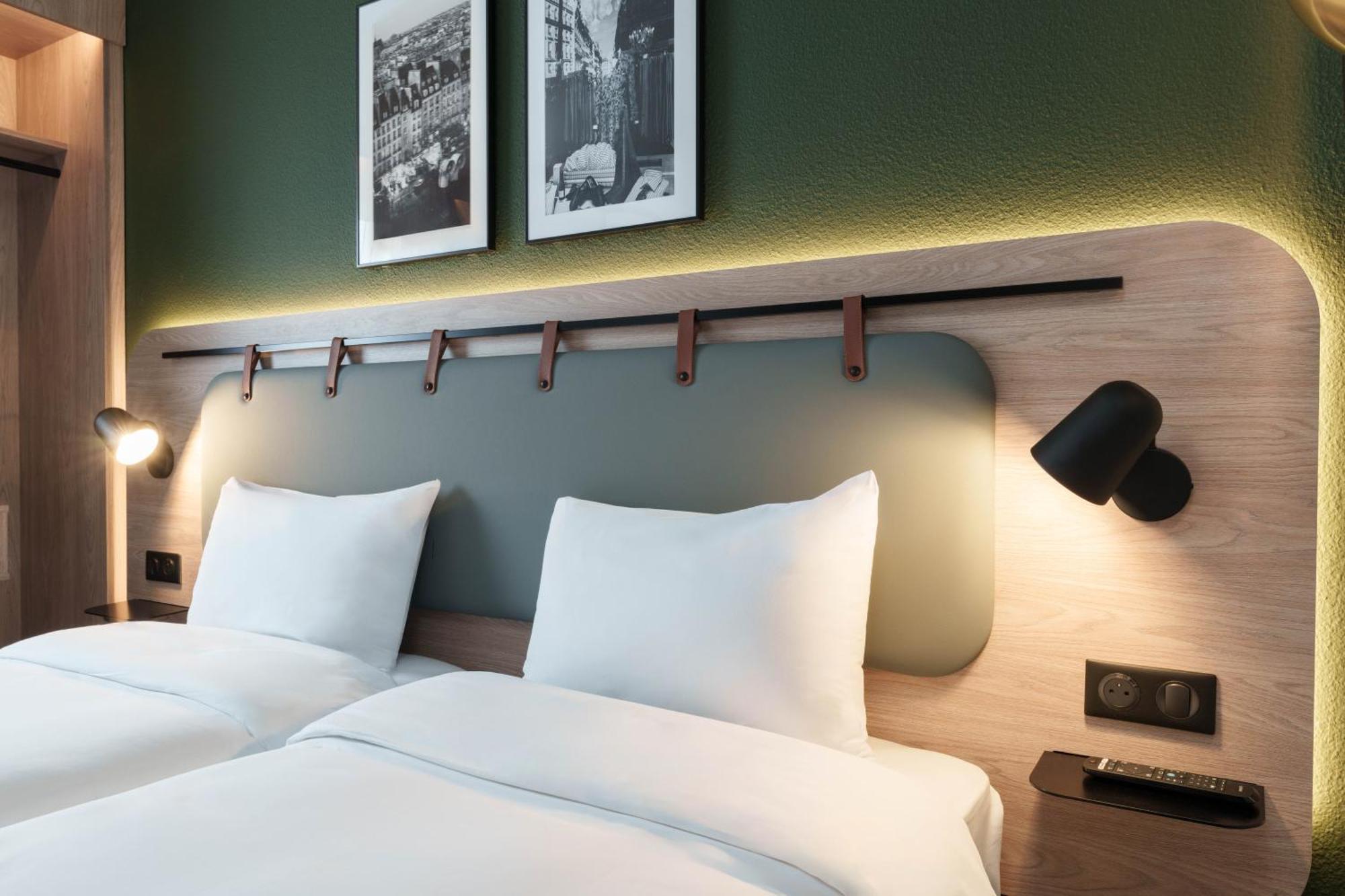 Hotel Campanile Paris Ouest - Boulogne Exterior foto