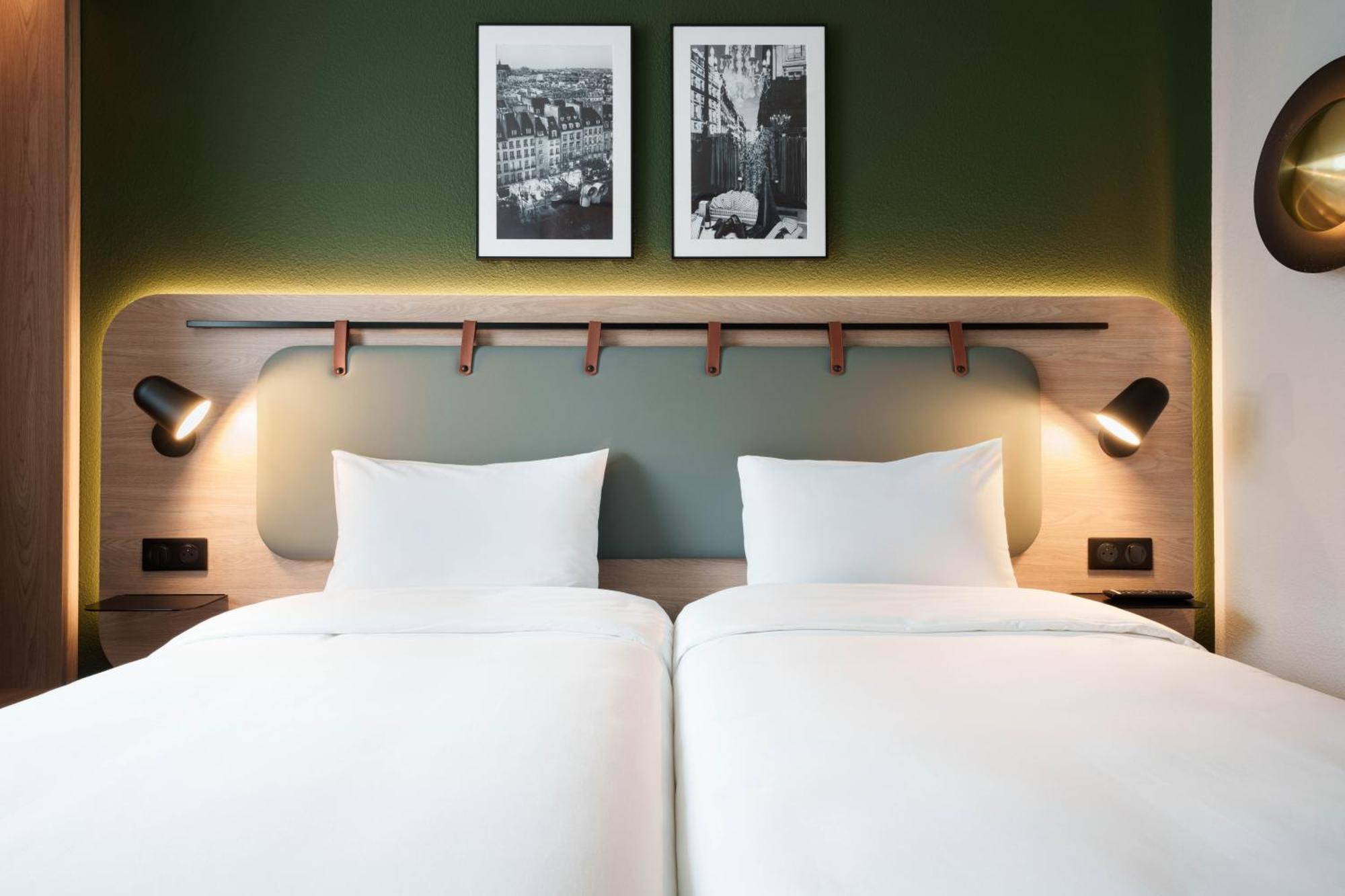 Hotel Campanile Paris Ouest - Boulogne Exterior foto