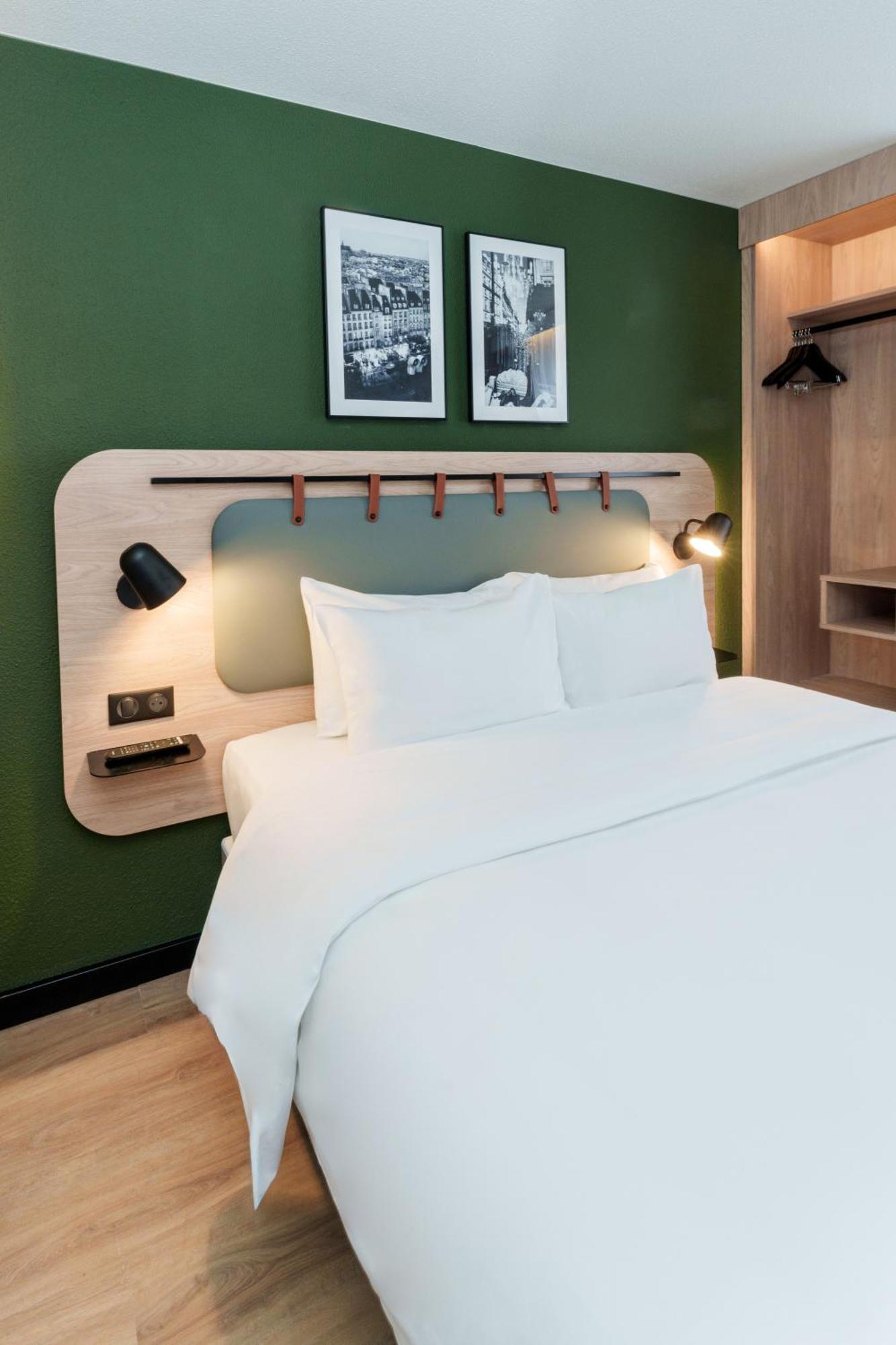 Hotel Campanile Paris Ouest - Boulogne Exterior foto